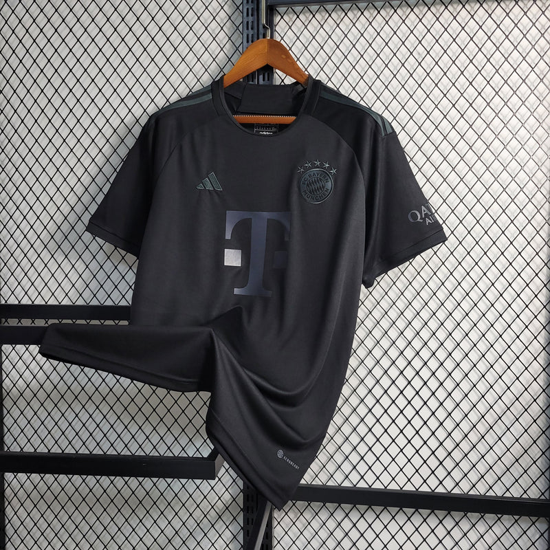 Camisa Especial Black Bayern de Munique Adidas 2023/2024 - PRETA