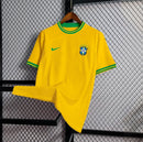 Camisa Concept Amarela Seleção Brasileira Nike - Copa do Mundo 2022 - AMARELA